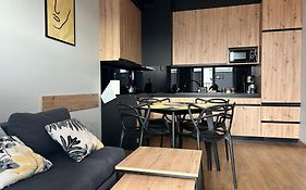 Apartament No82 Yellow Holiday Home Zator